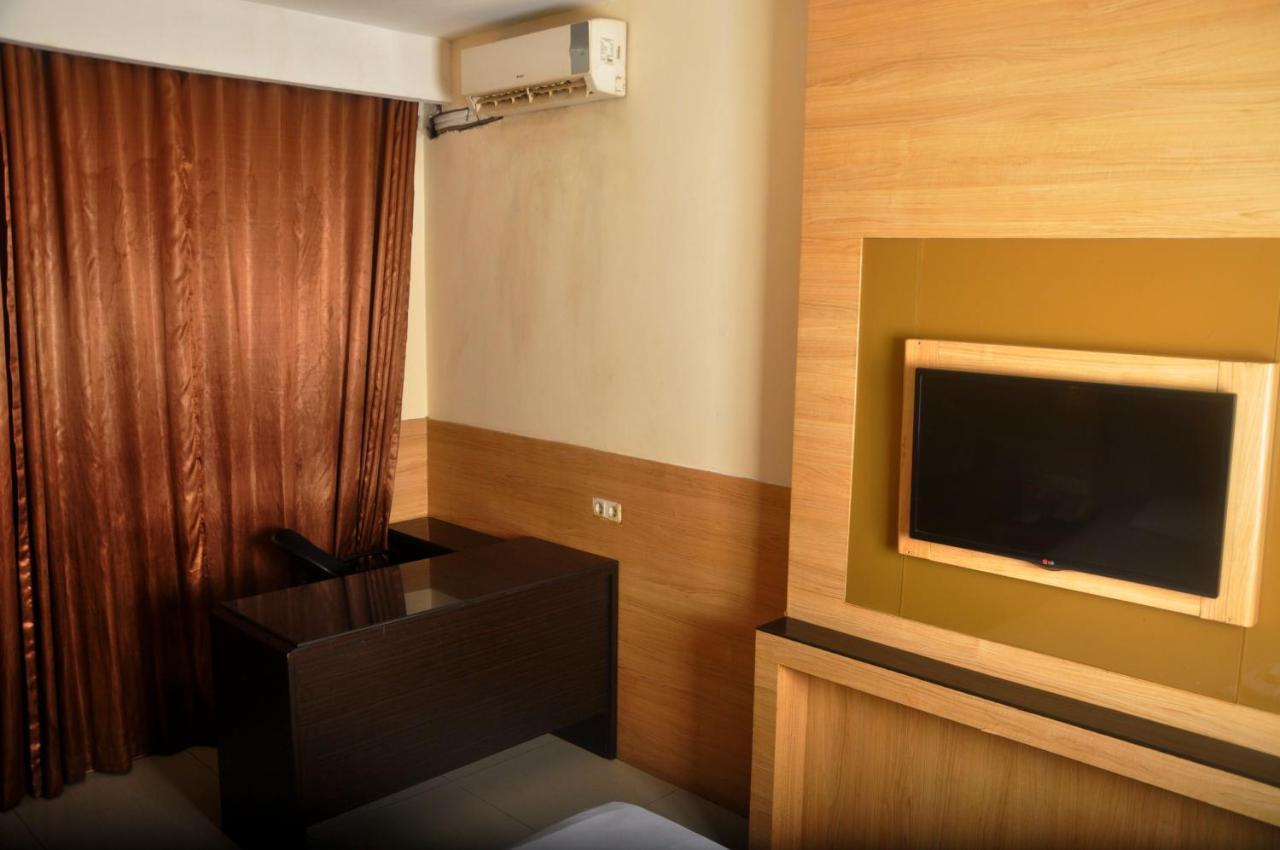 Ams Penthouse Otel Cakarta Dış mekan fotoğraf